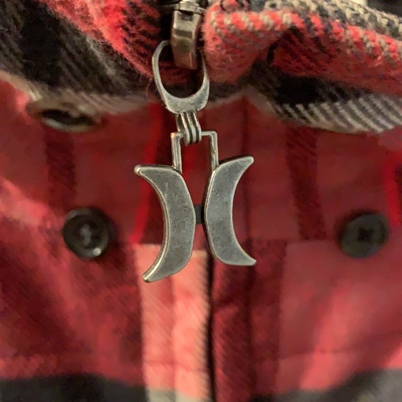 Bomber Coat | Hurley | Red & Black Plaid | Woman’s Small - Picture 3 of 9